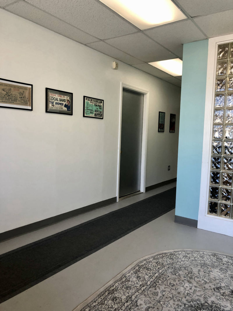 TOPtone hallway