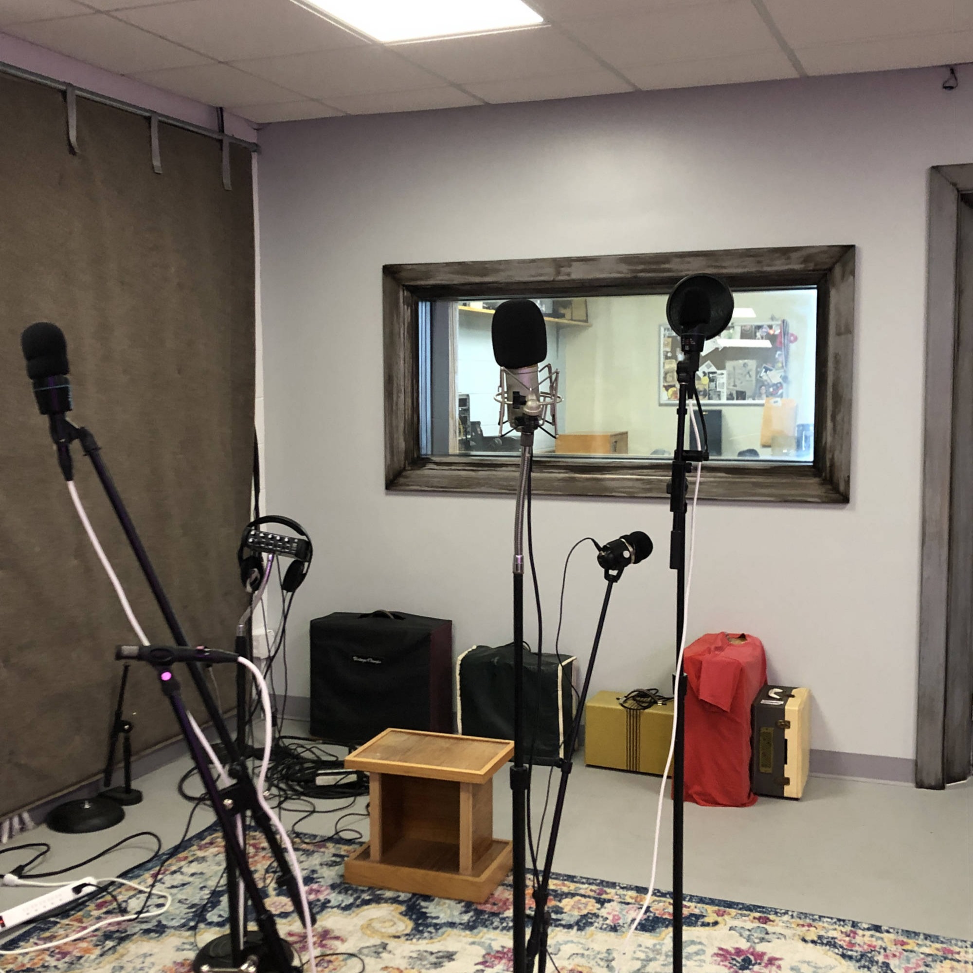 TOPtone studio looking towards sound booth